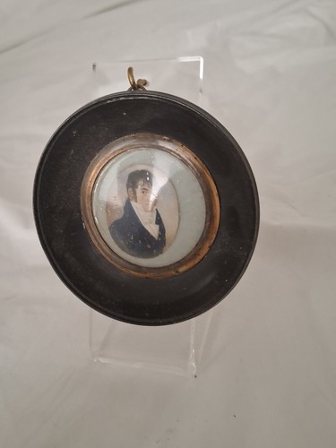 Porte miniature montre - porte,